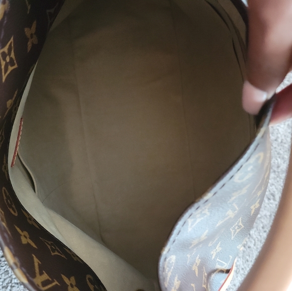 LV Artsy MM - Picture 3 of 6